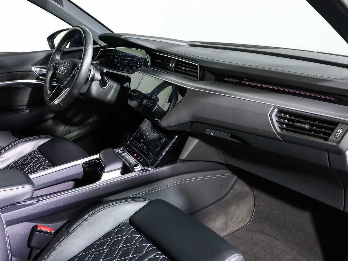 Audi e-tron 55, 2020 - 59 218 км. | Фото №8