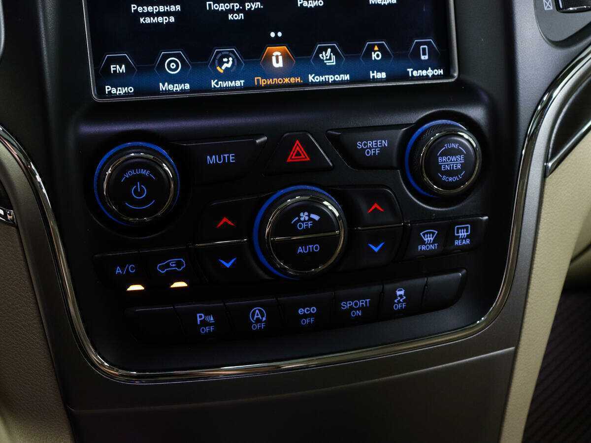 Jeep Grand Cherokee, 2018 Фото №29