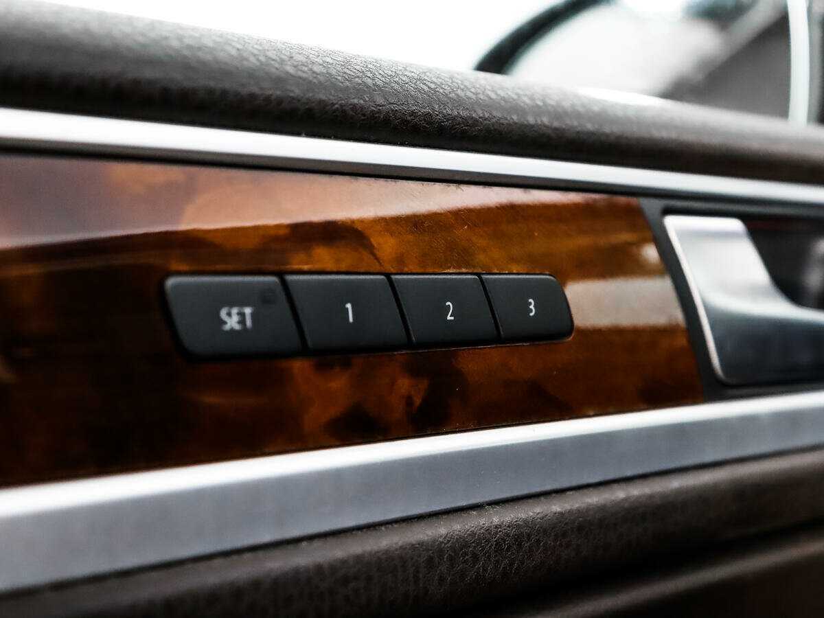 Volkswagen Touareg, 2010 Фото №10