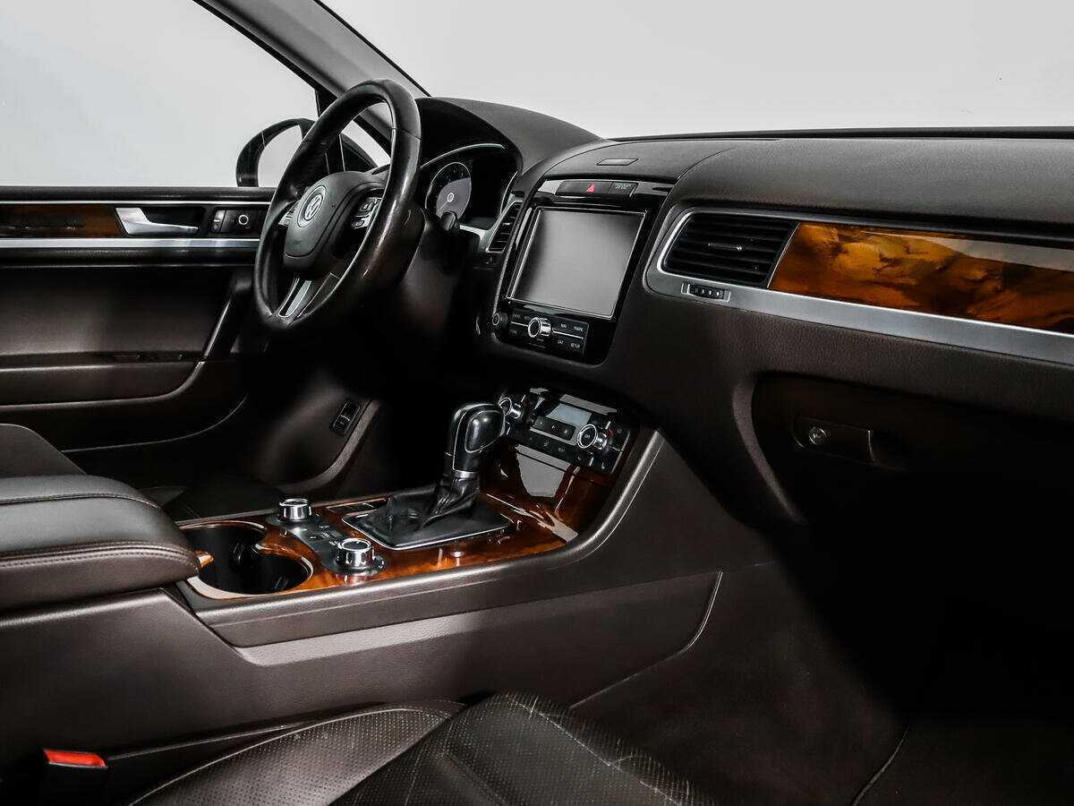 Volkswagen Touareg, 2010 Фото №14