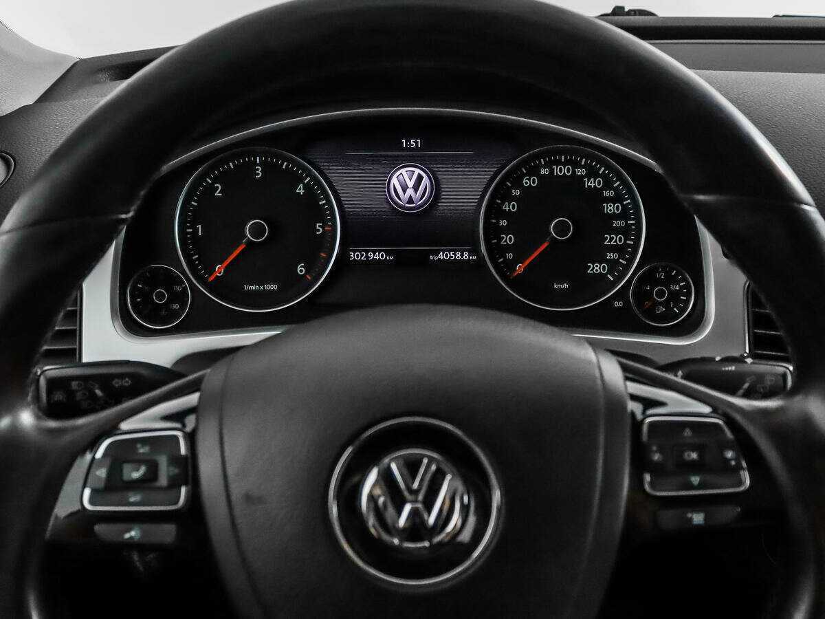 Volkswagen Touareg, 2010 Фото №19