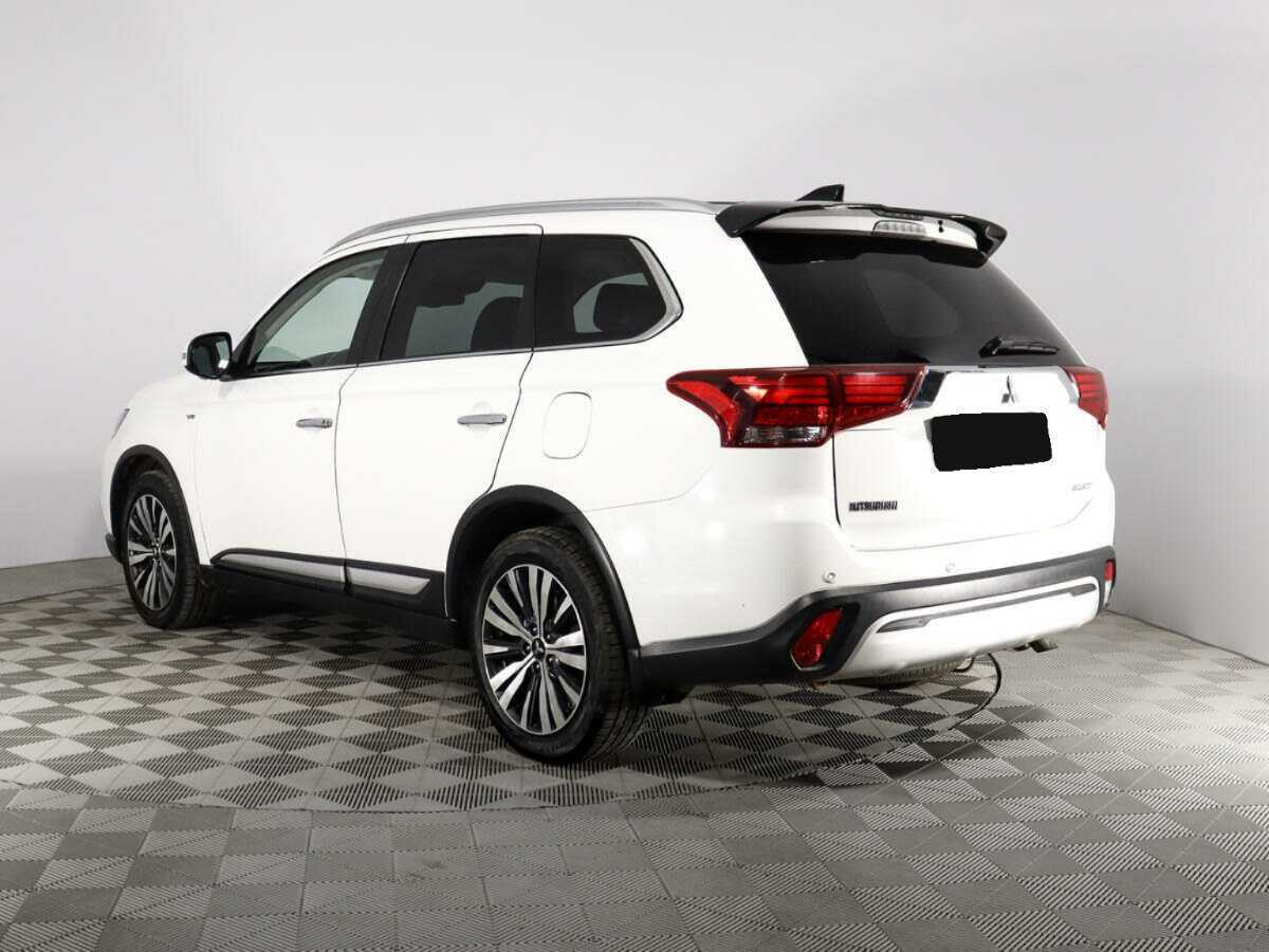 Mitsubishi Outlander, 2019 - 228 149 км. | Фото №6