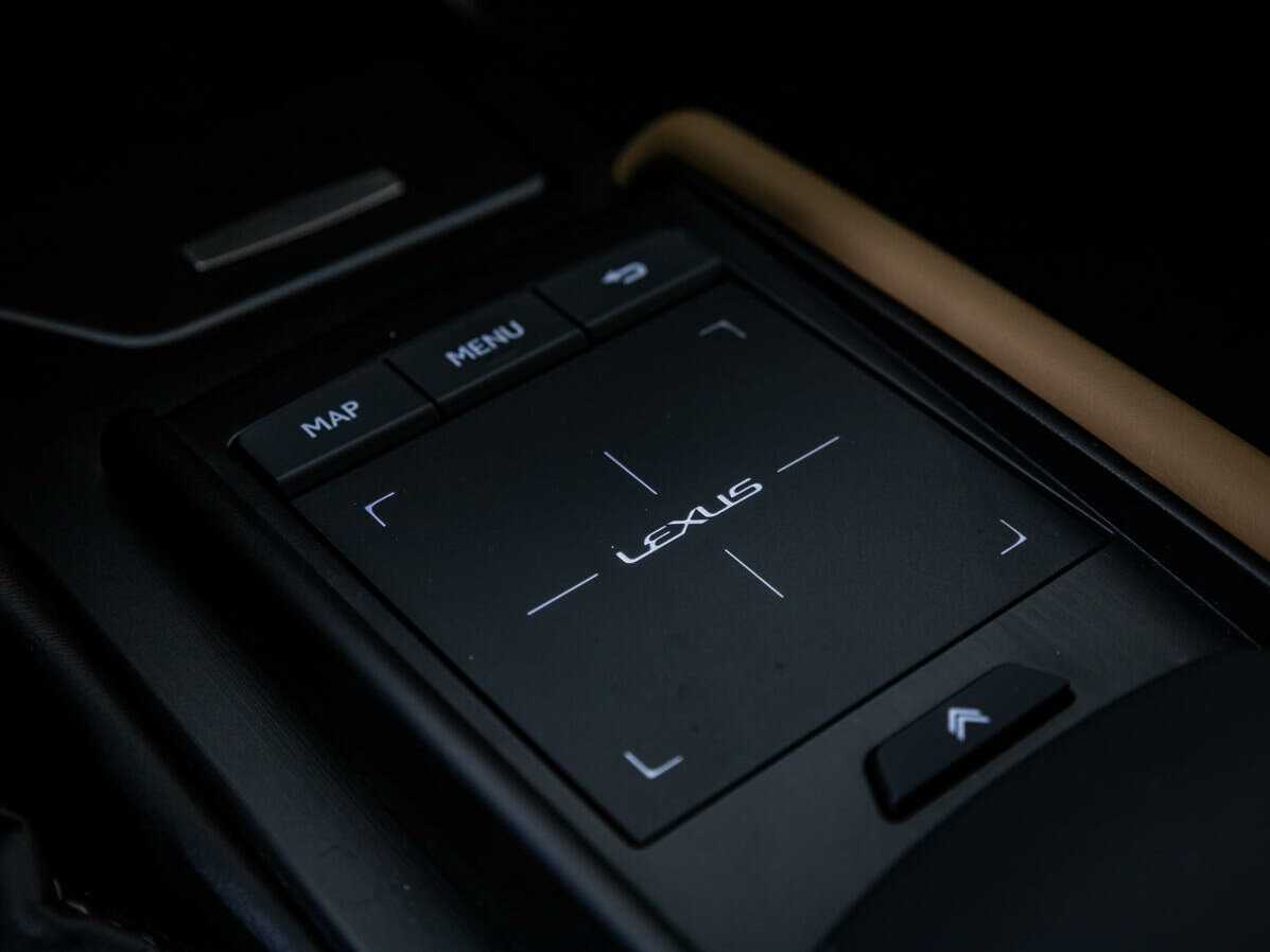 Lexus ES 250, 2020 Фото №15