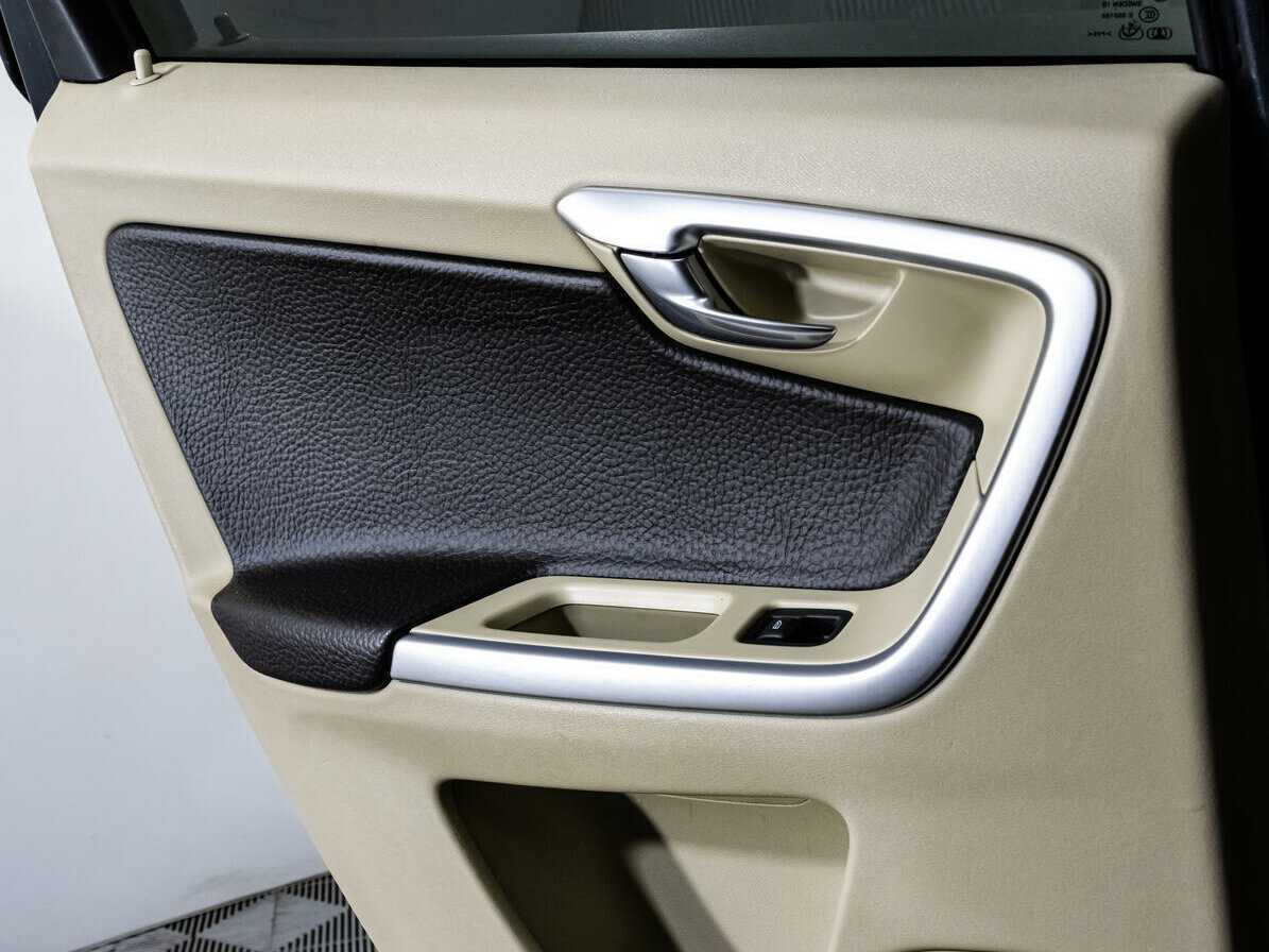 Volvo XC60, 2011 Фото №15