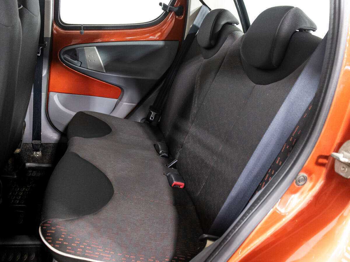 Peugeot 107, 2009 Фото №9