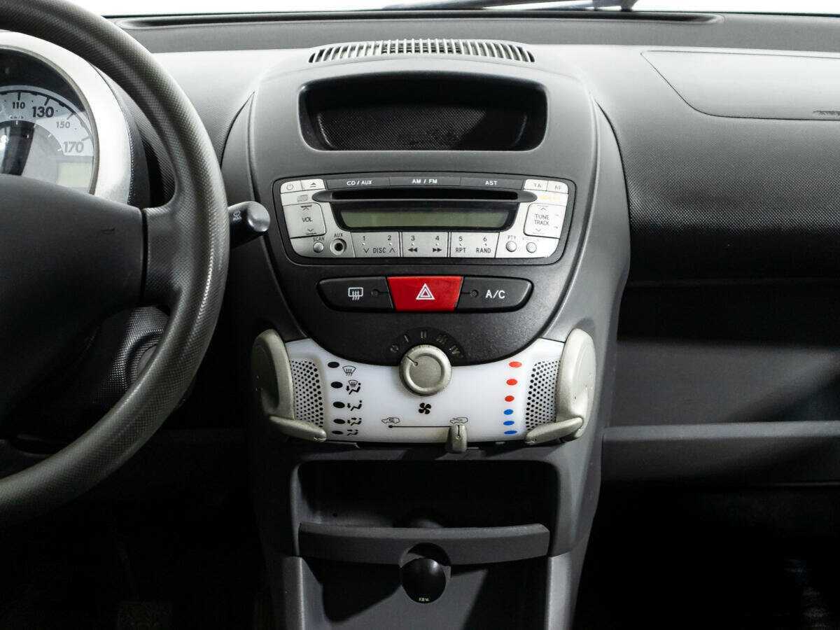 Peugeot 107, 2009 Фото №13