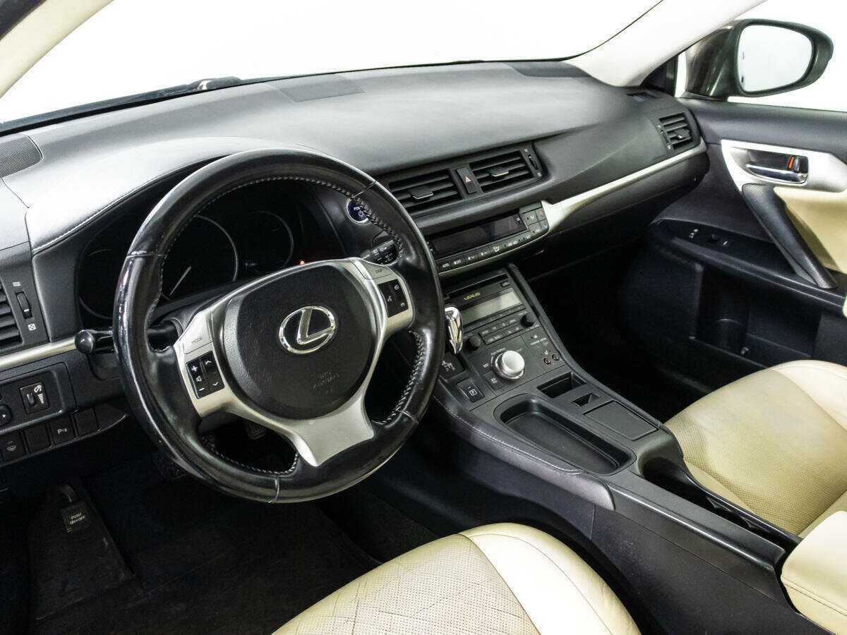 Lexus CT 200h, 2011 Фото №11