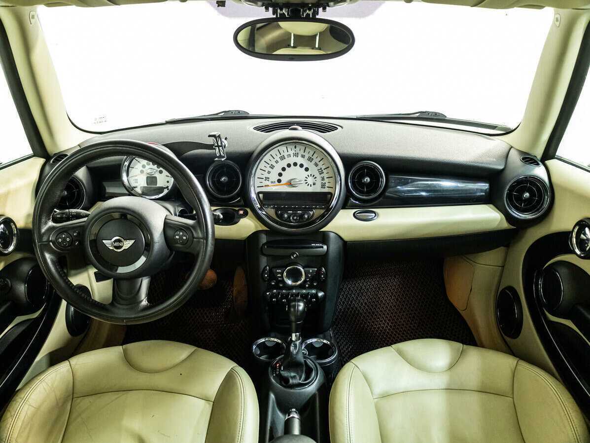 Mini Hatch Cooper, 2010 Фото №12