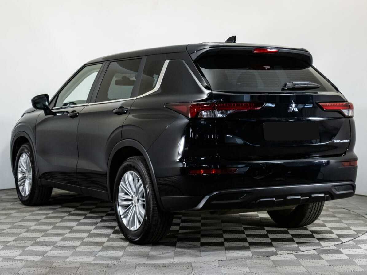 Mitsubishi Outlander, 2023 Фото №6