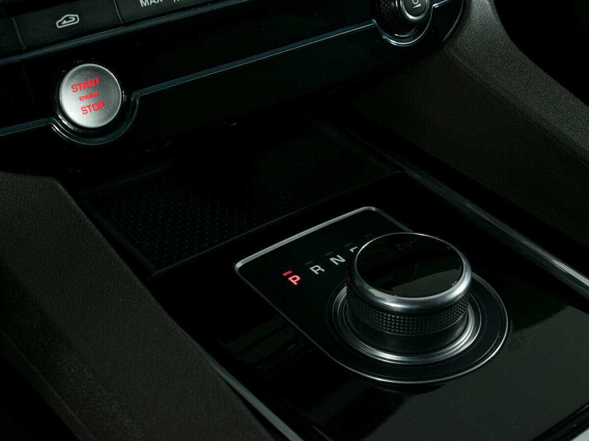 Jaguar F-Pace, 2016 Фото №17