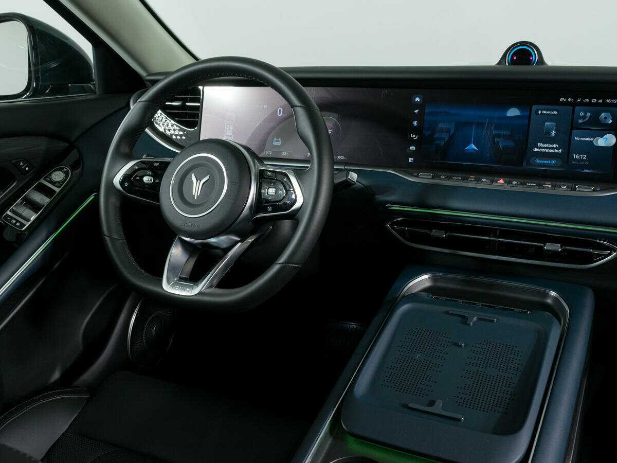 Voyah Free, 2023 - 3 002 км. | Фото №7