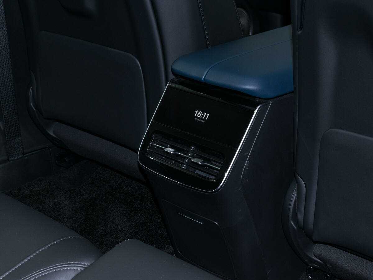 Voyah Free, 2023 Фото №10