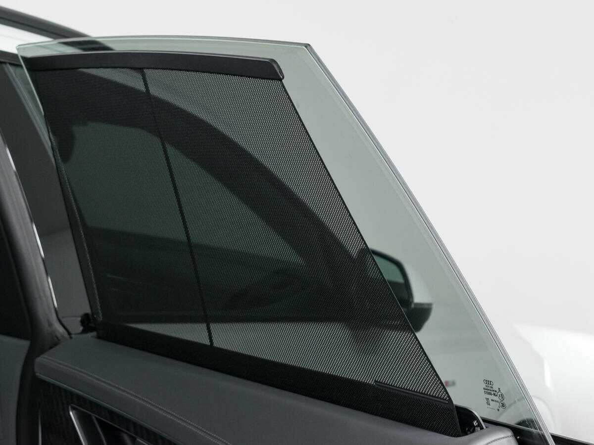 Audi Q8 55 TFSI, 2019 Фото №17