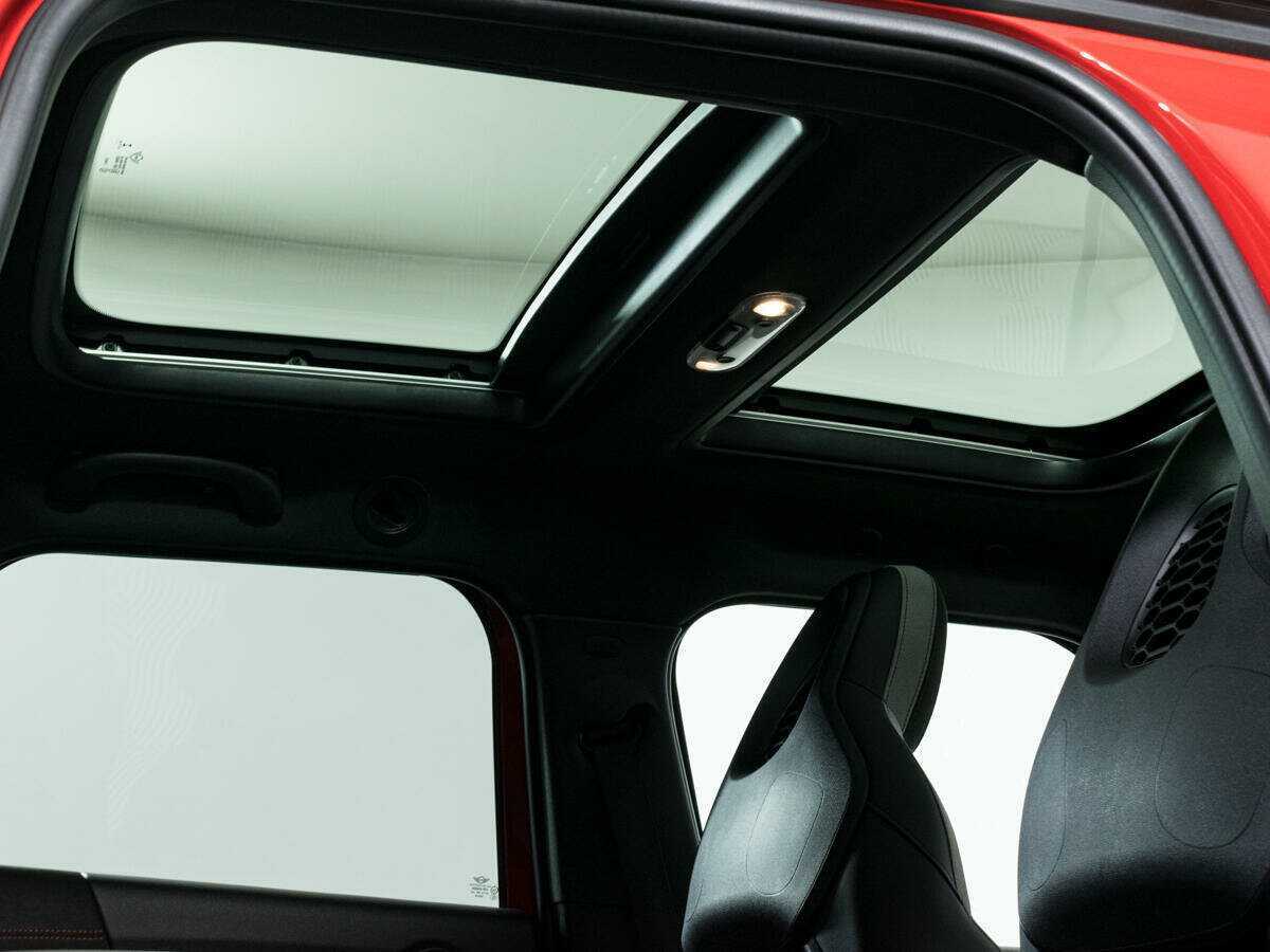 Mini Countryman JCW John Cooper Works, 2022 Фото №11