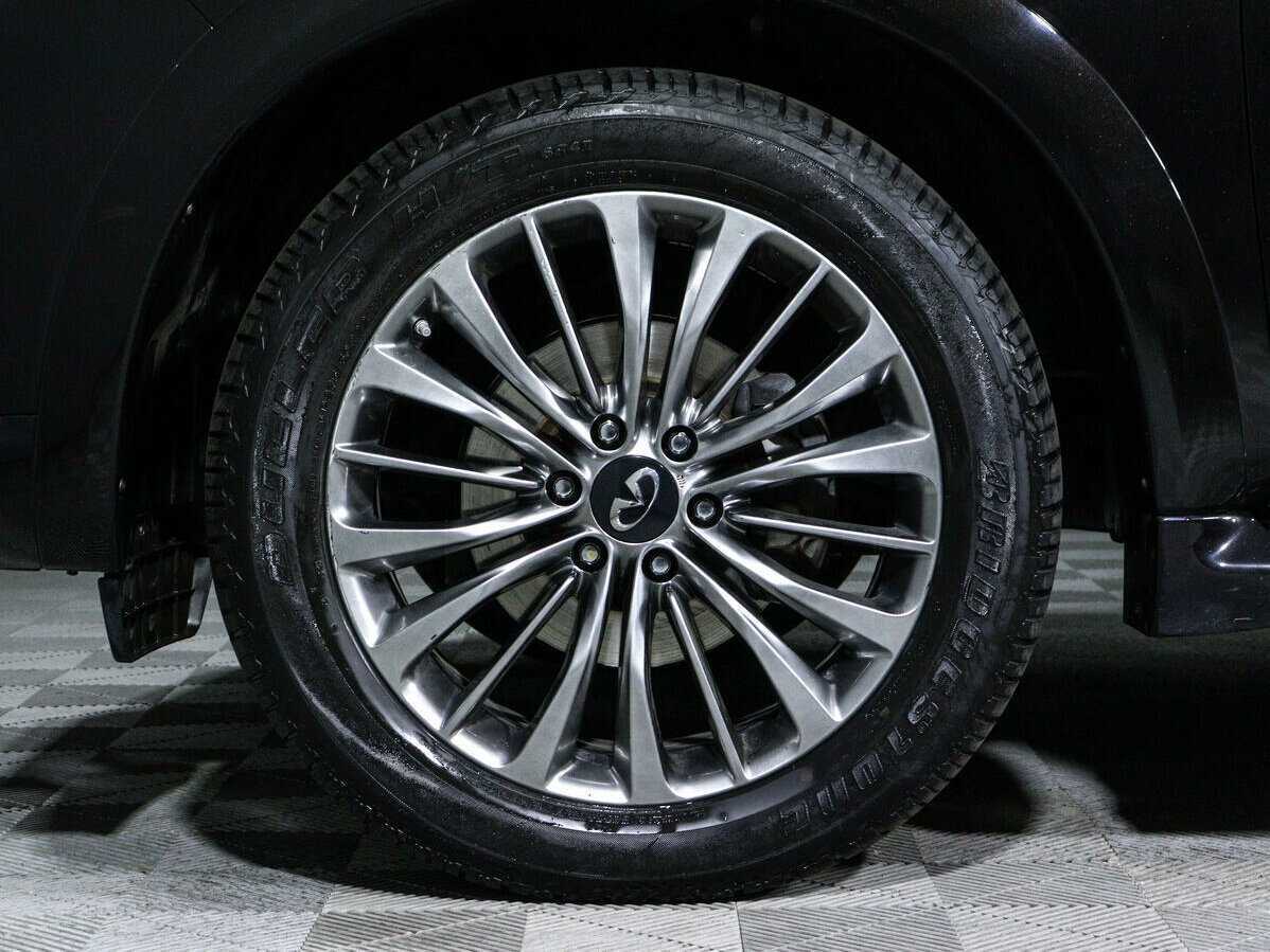 Infiniti QX80, 2018 Фото №15