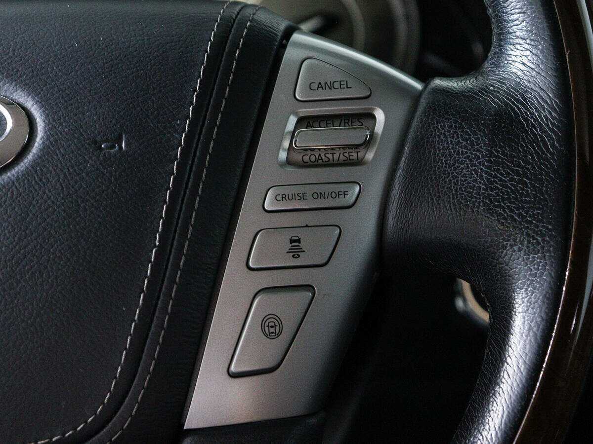 Infiniti QX80, 2018 Фото №28