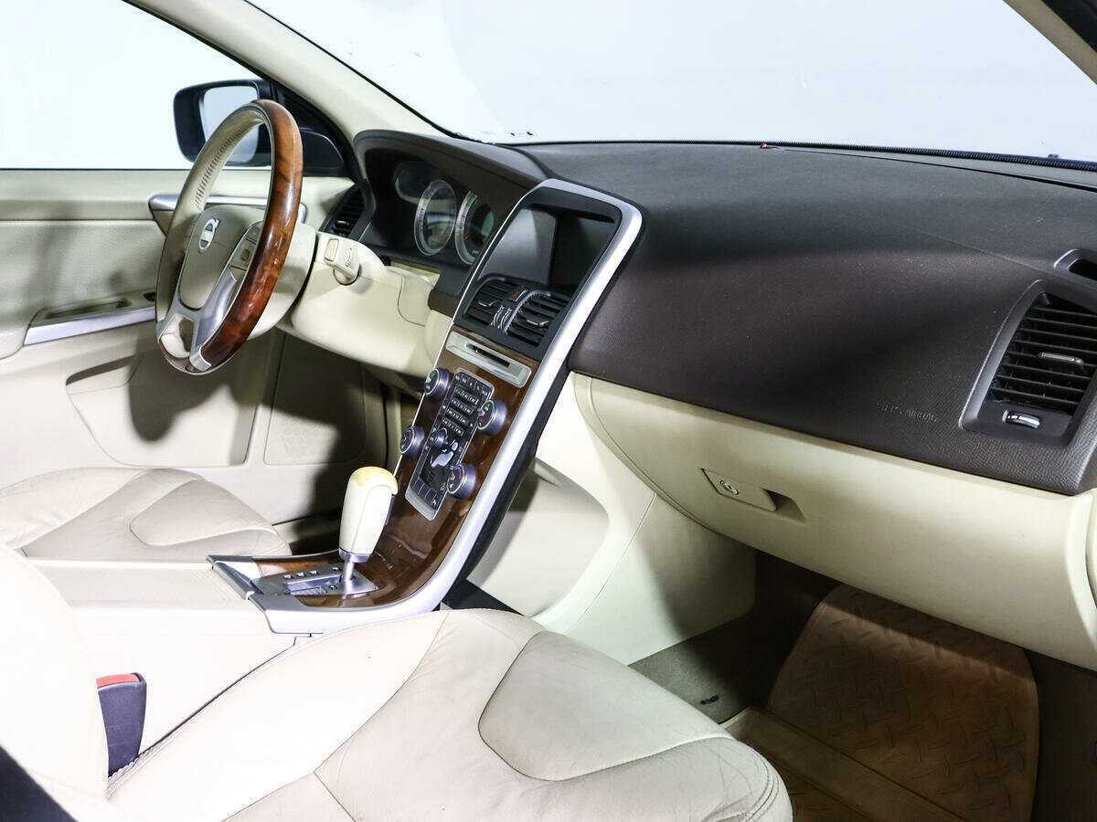 Volvo XC60, 2011 Фото №9