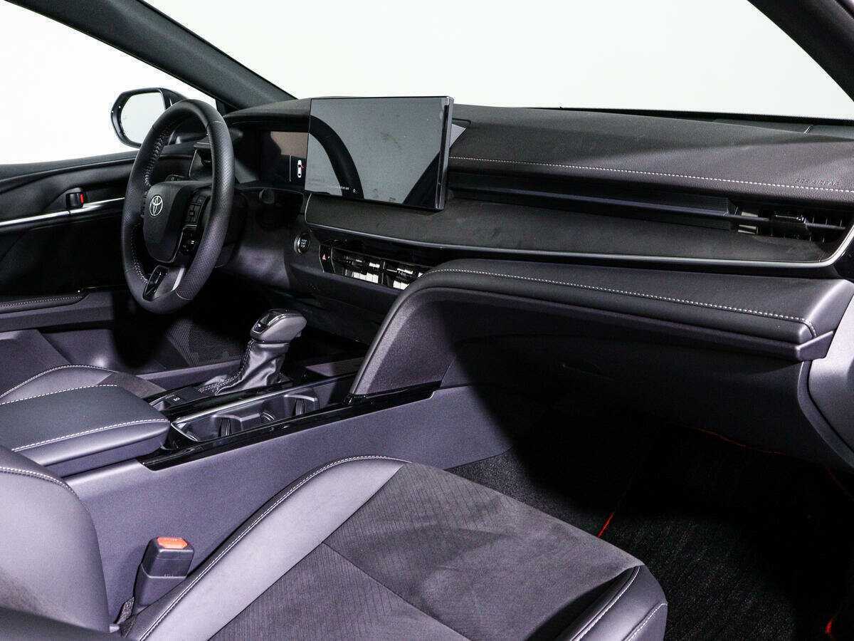 Toyota Camry, 2024 Фото №9