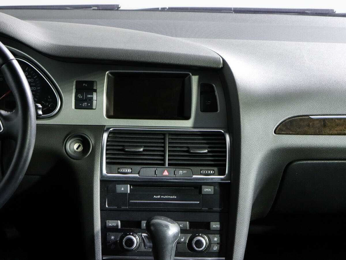 Audi Q7, 2010 Фото №13