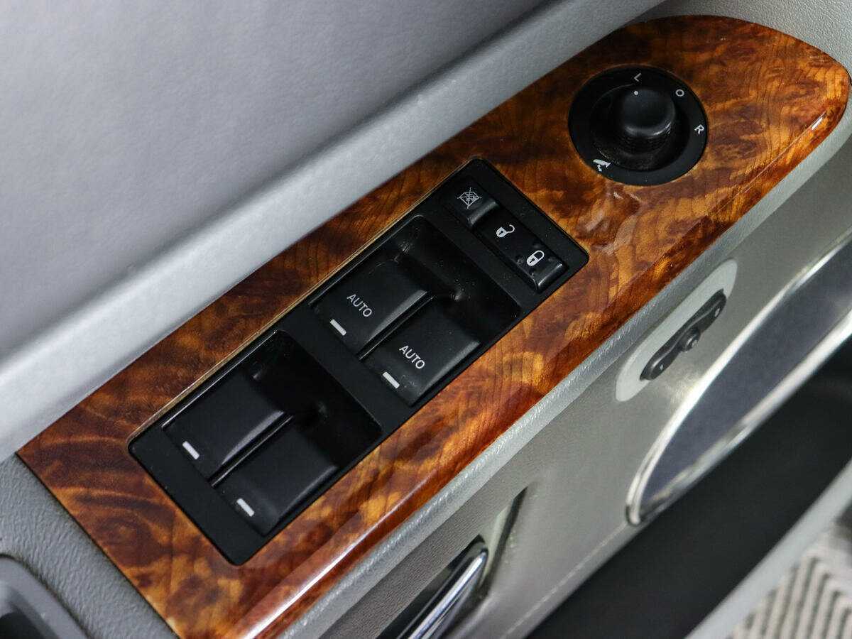 Jeep Grand Cherokee, 2007 Фото №16