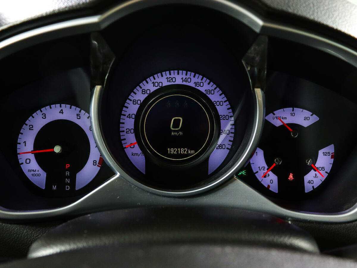 Cadillac SRX, 2011 Фото №9