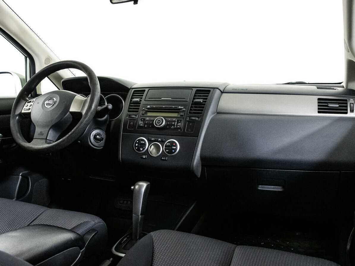 Nissan Tiida, 2008 Фото №9