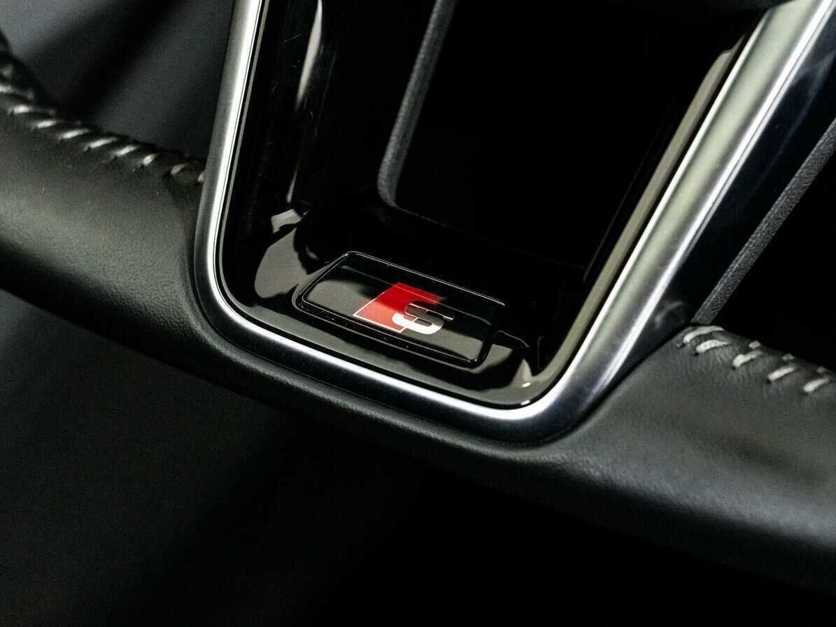 Audi e-tron 55, 2019 Фото №10