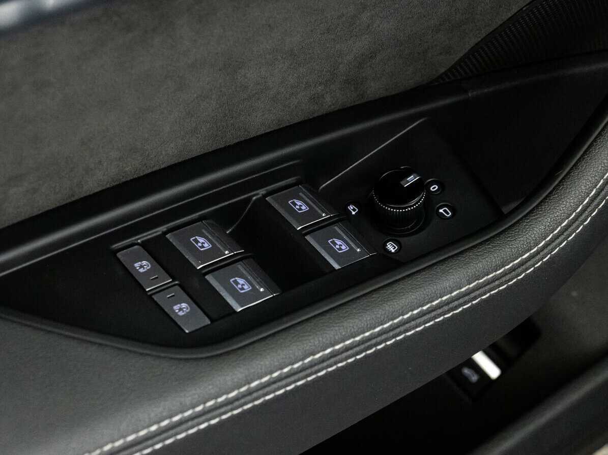 Audi e-tron 55, 2019 Фото №15