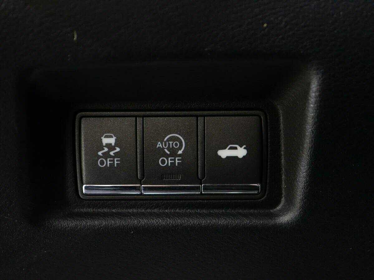 Infiniti Q50, 2014 Фото №17