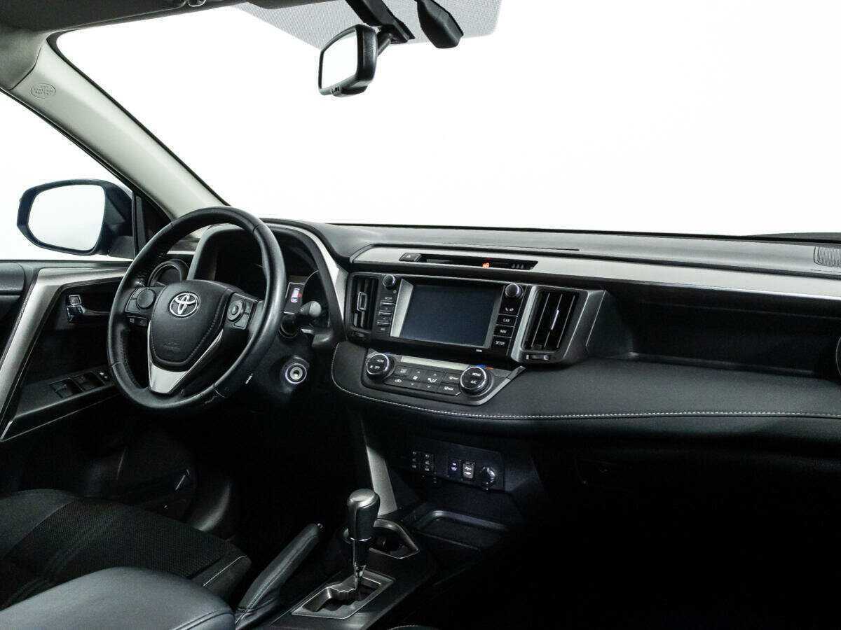 Toyota RAV4, 2017 - 44 360 км. | Фото №8