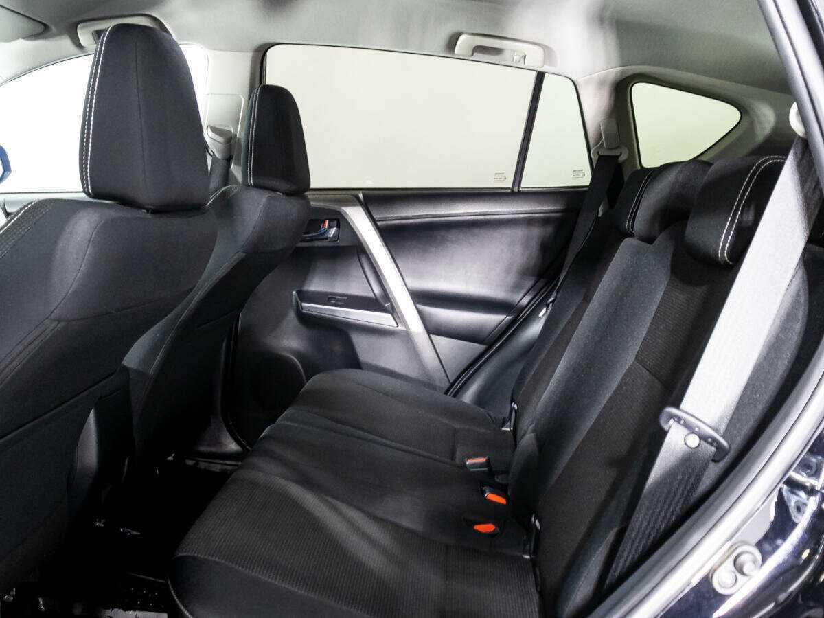 Toyota RAV4, 2017 Фото №9