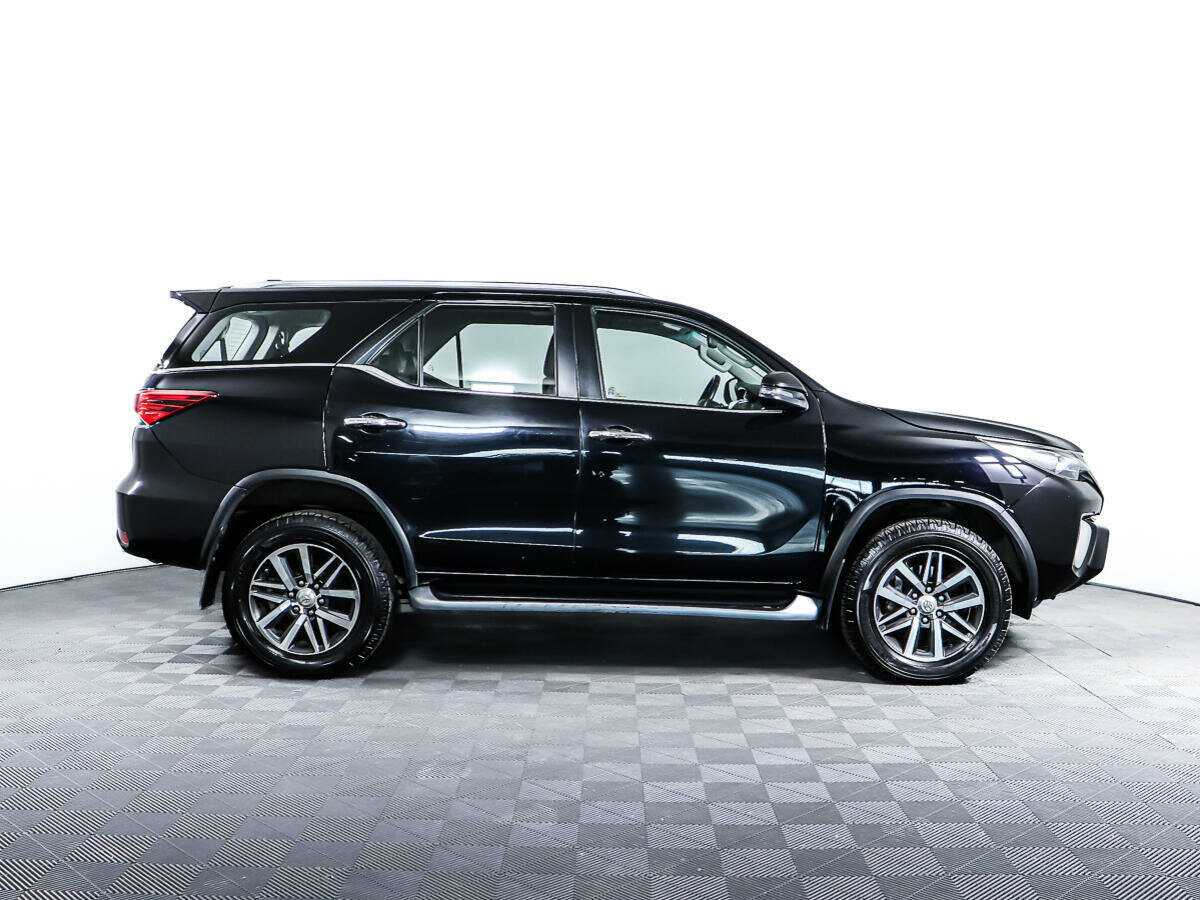 Toyota Fortuner, 2018 Фото №2