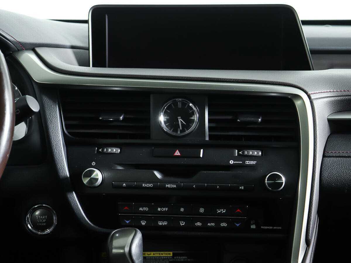 Lexus RX 200t, 2017 Фото №10