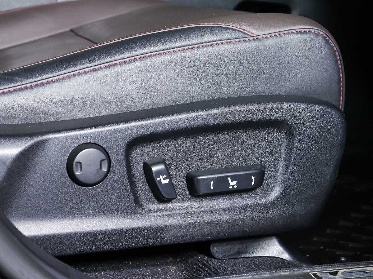 Lexus RX 200t, 2017 Фото №14