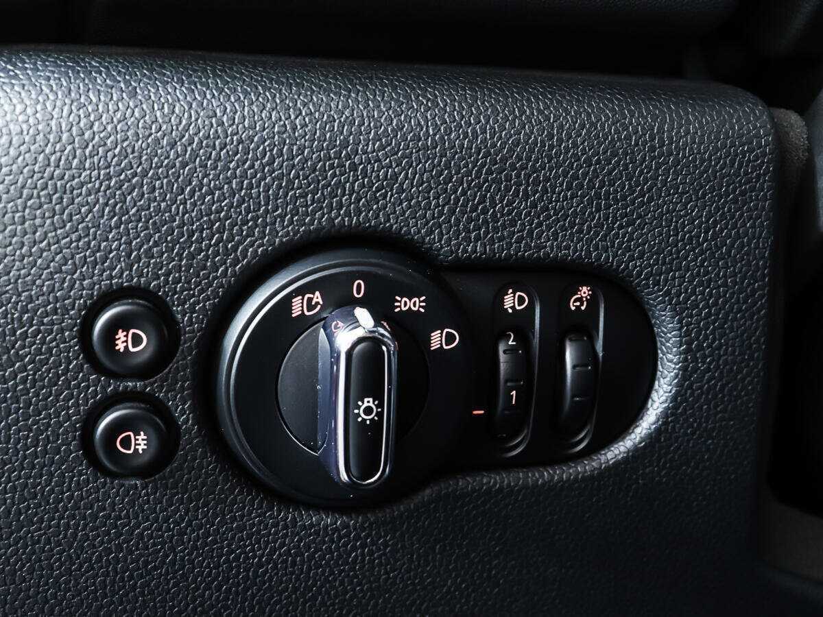 Mini Hatch Cooper, 2021 Фото №16