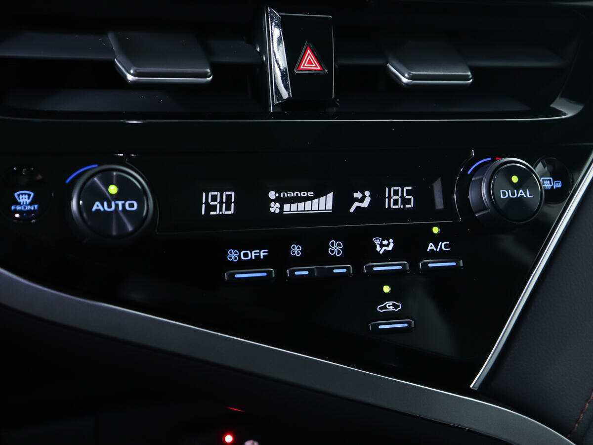 Toyota Camry, 2022 Фото №21