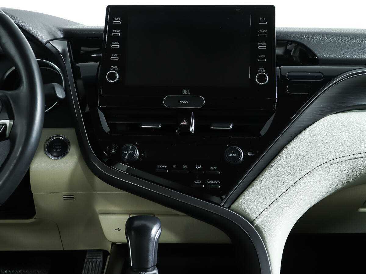 Toyota Camry, 2021 Фото №11