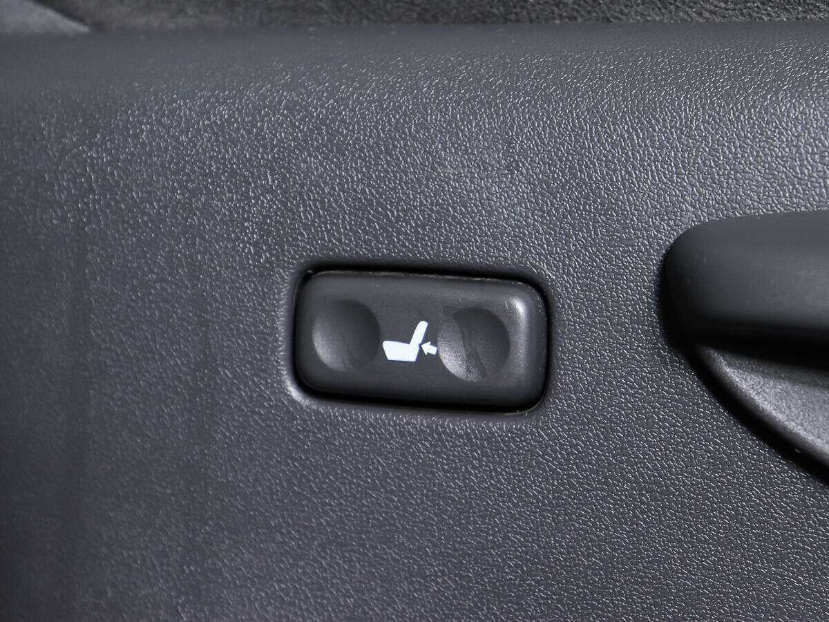 Toyota Land Cruiser Prado, 2011 Фото №13