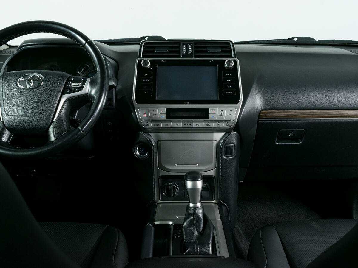 Toyota Land Cruiser Prado, 2018 Фото №11