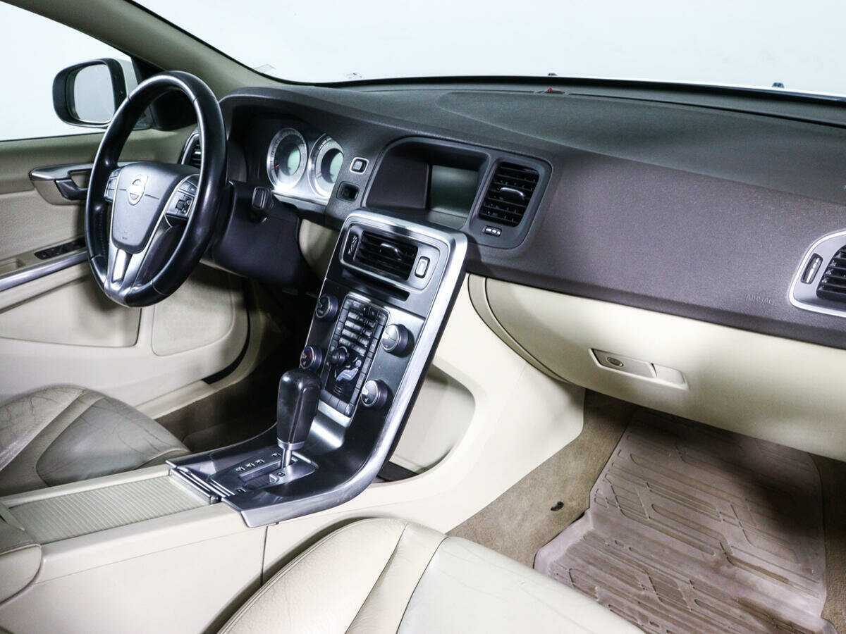 Volvo S60, 2011 Фото №9