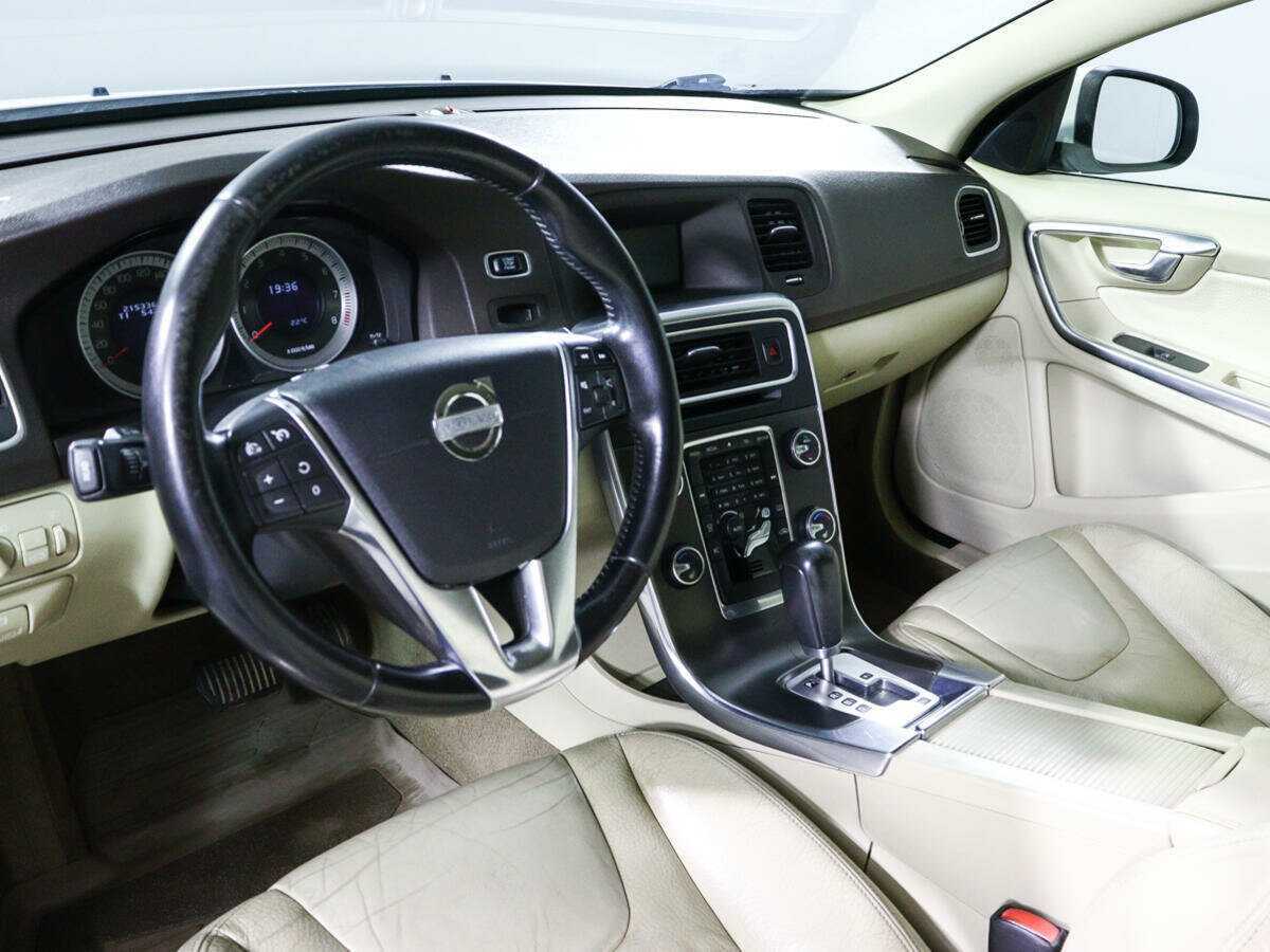 Volvo S60, 2011 Фото №14