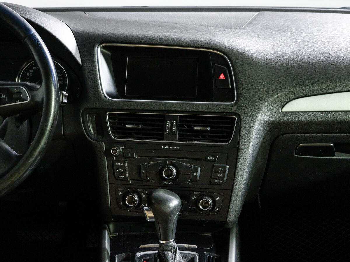 Audi Q5, 2010 Фото №13