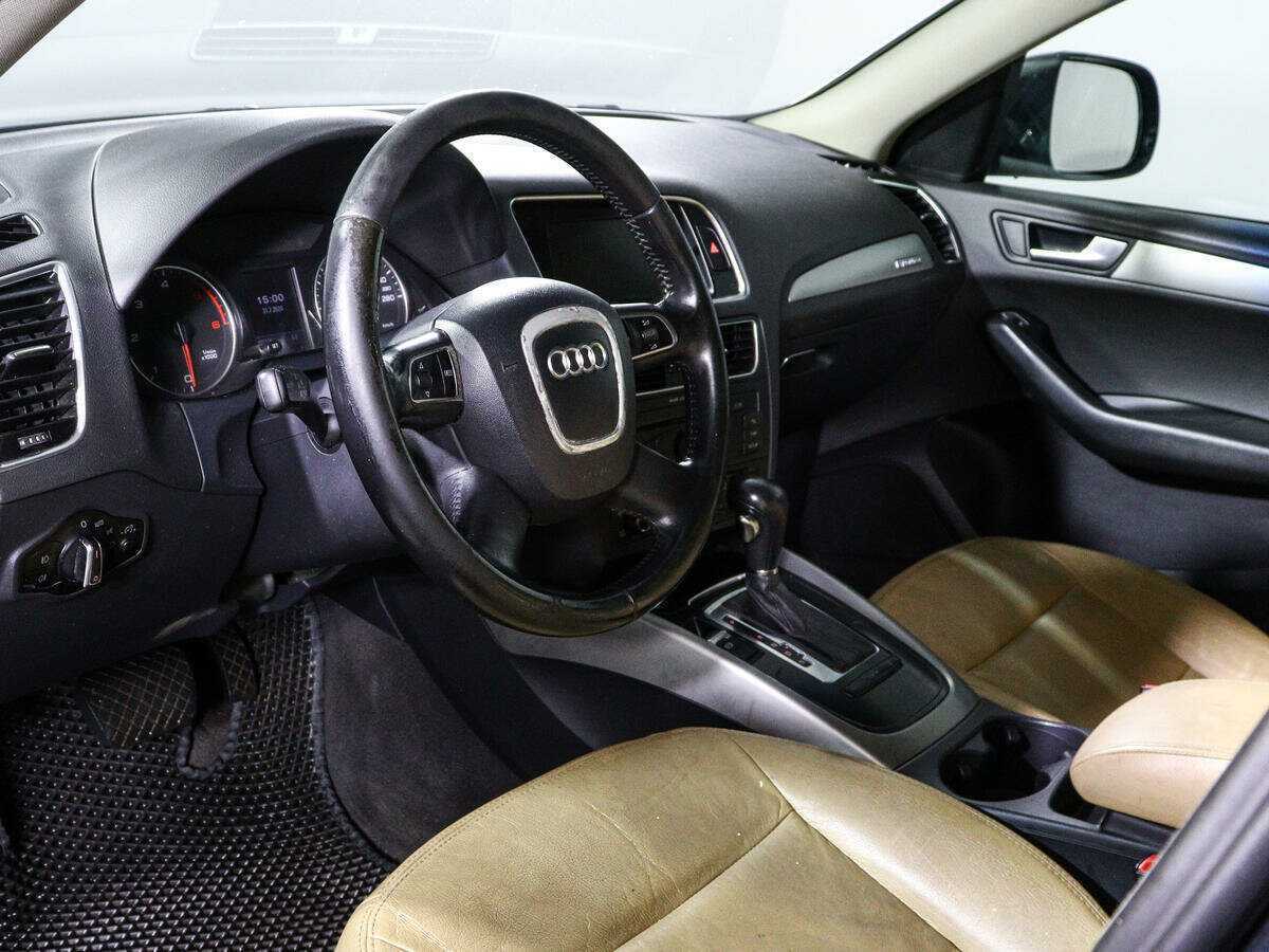 Audi Q5, 2010 Фото №14