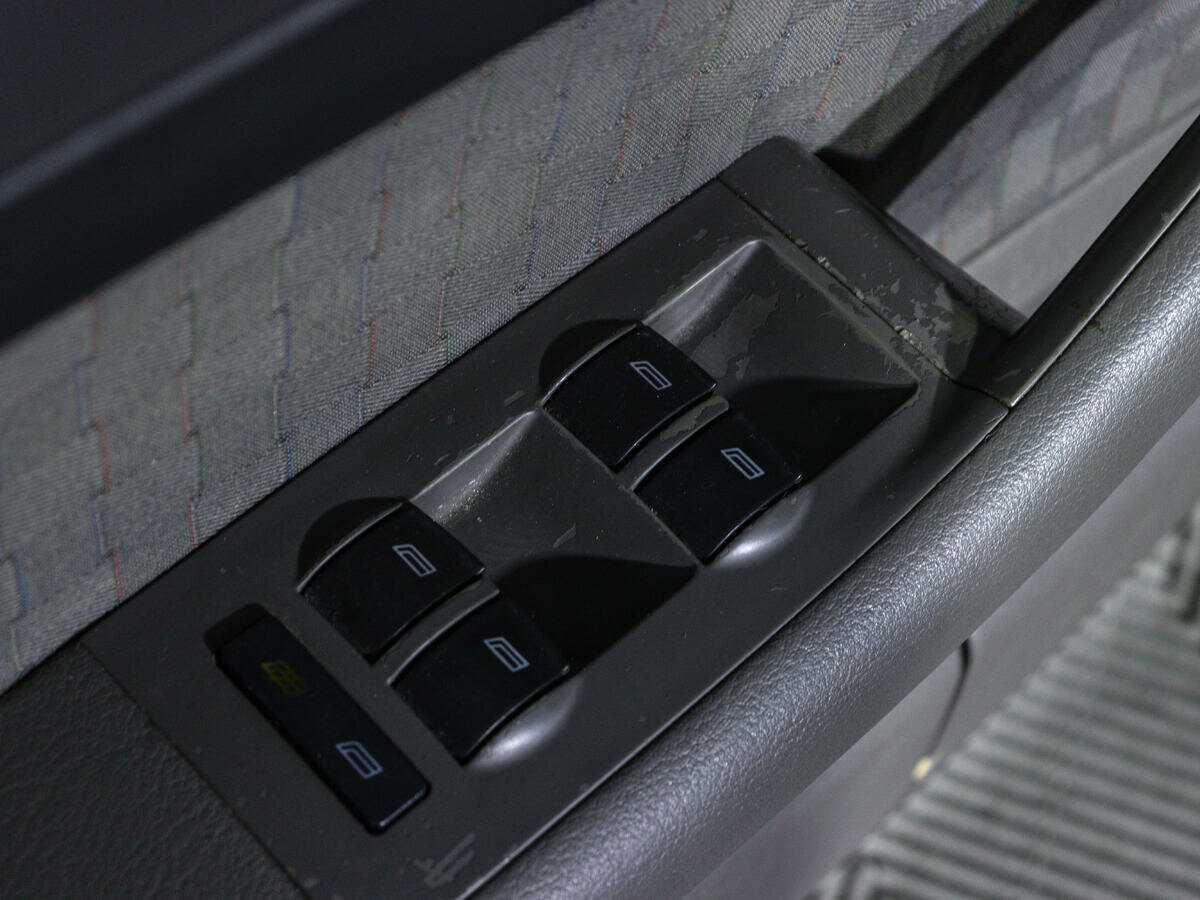 Audi A6, 2002 Фото №15