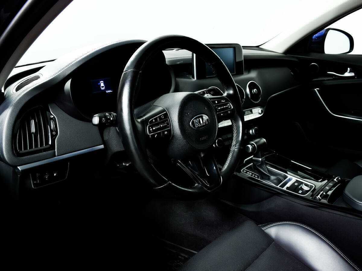 Kia Stinger, 2018 Фото №13