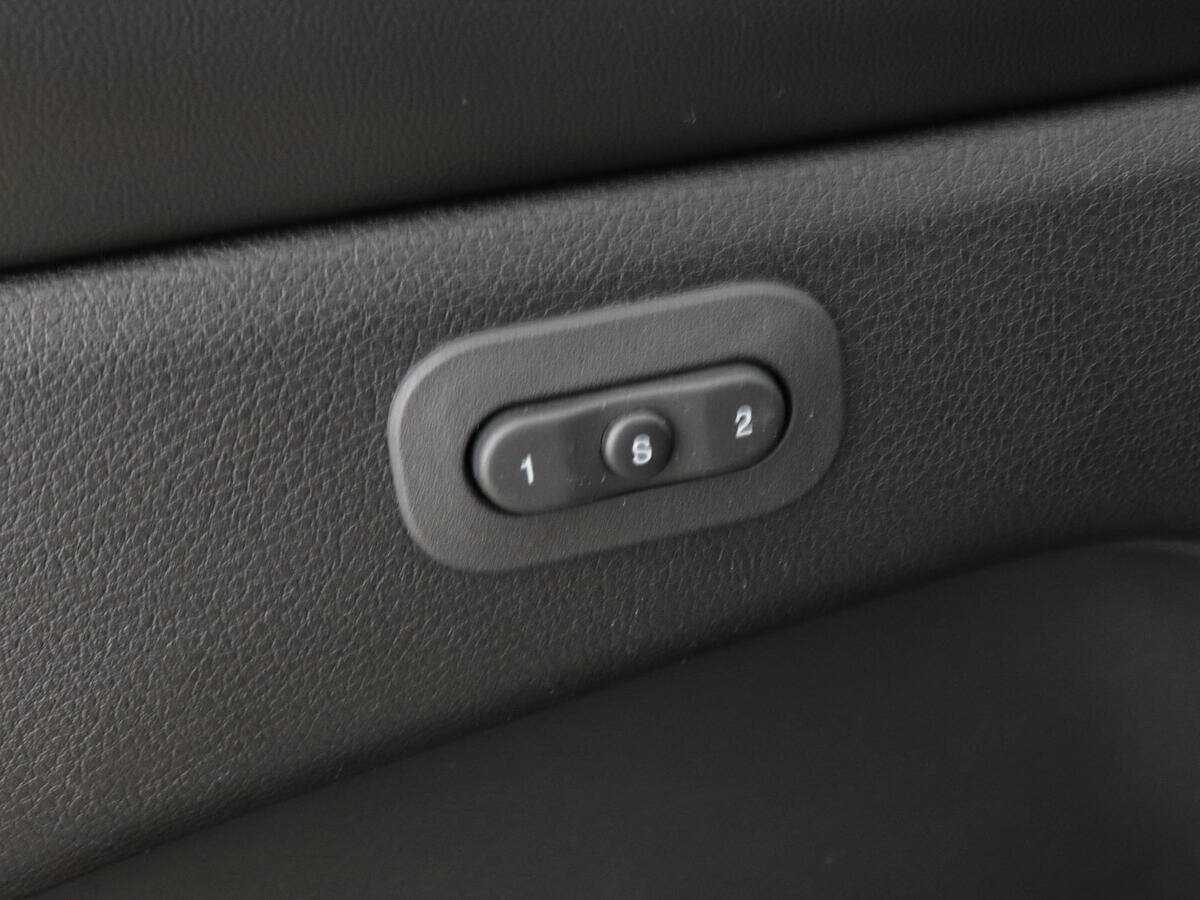 Jeep Grand Cherokee, 2011 Фото №14