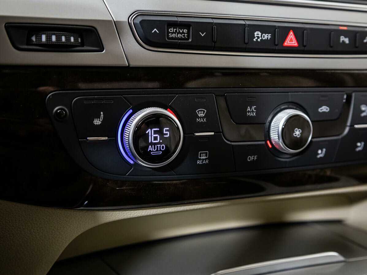 Audi Q7, 2016 Фото №14