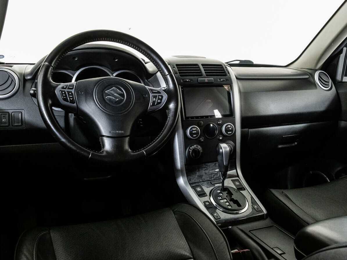 Suzuki Grand Vitara, 2010 Фото №9