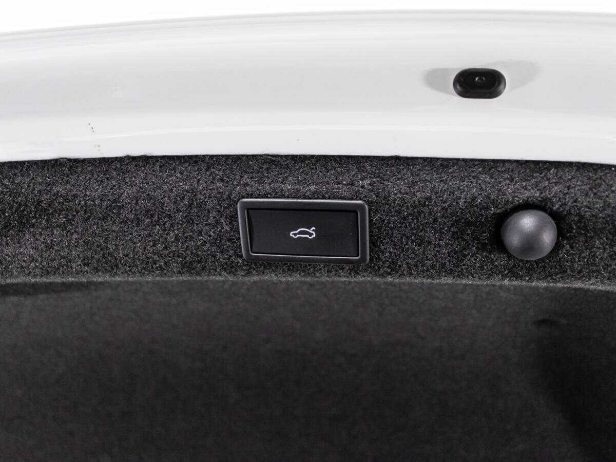 Skoda Octavia, 2023 Фото №15