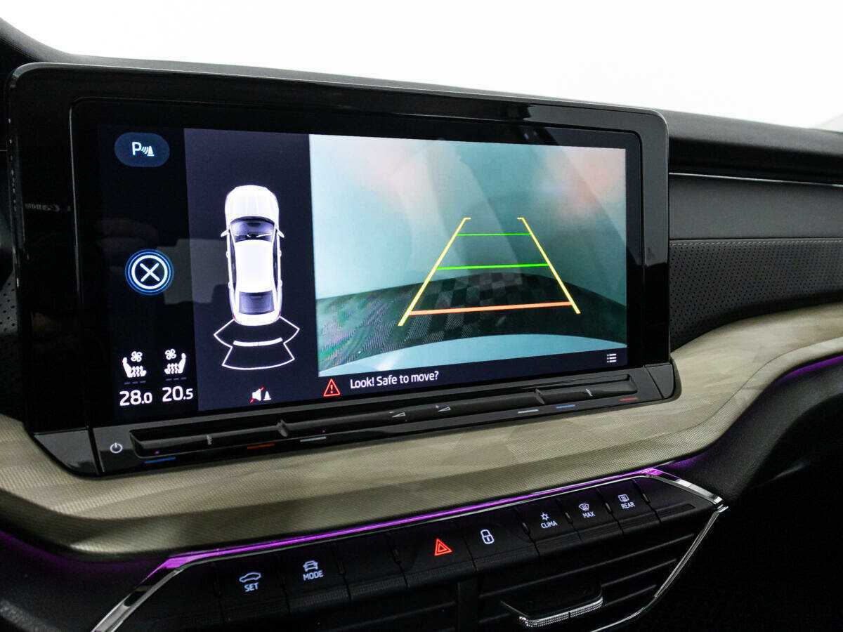 Skoda Octavia, 2023 Фото №17